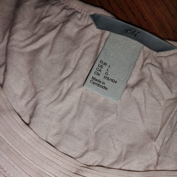 H&M Blouse - Picture 3 of 7